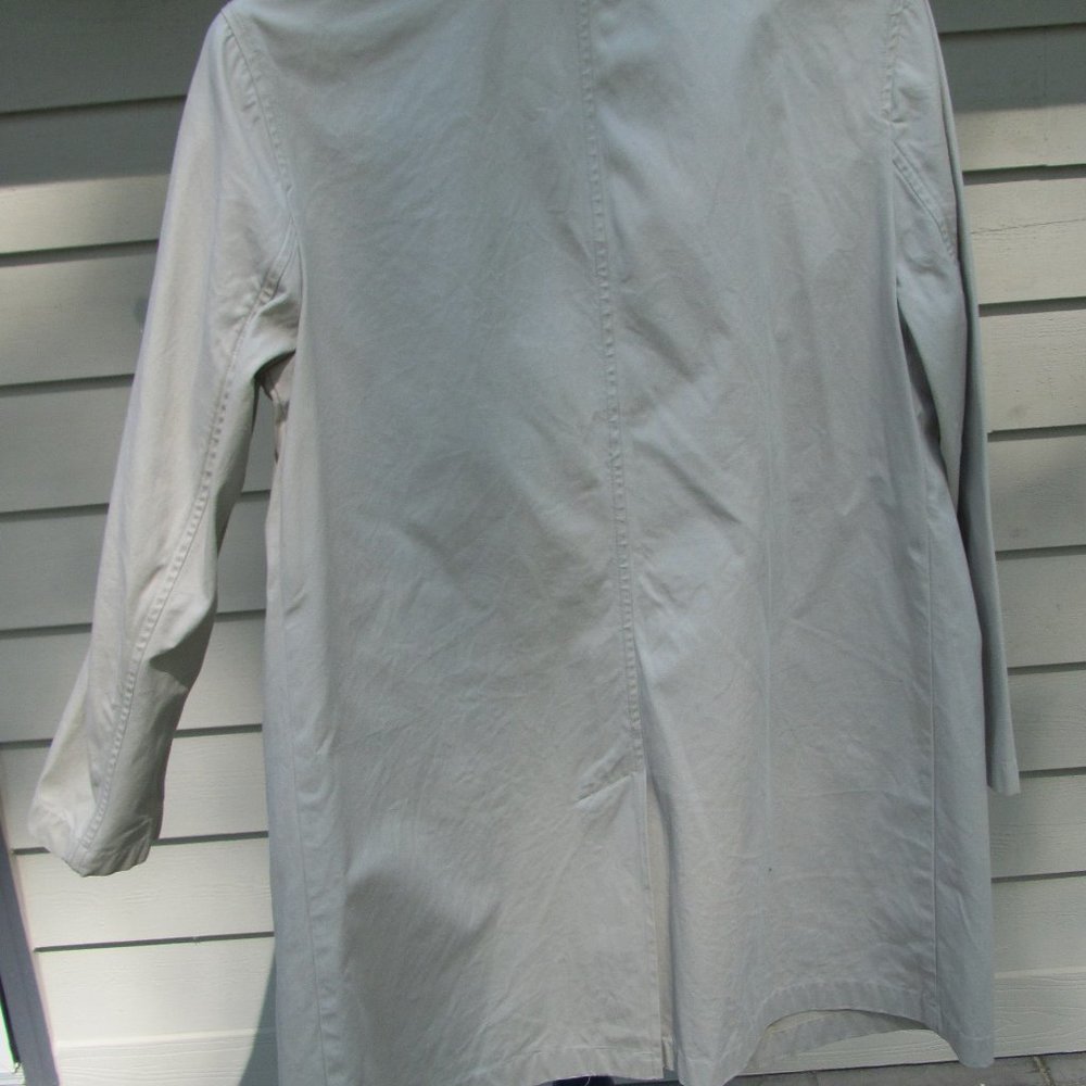 Gap Rain Coat - image 3